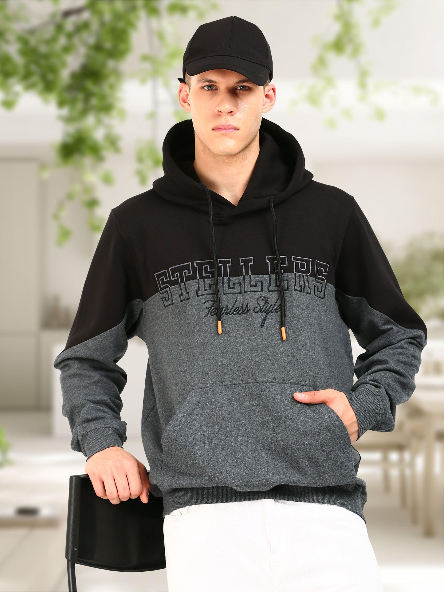 Men's Color-Blocked Oversized Hoodie