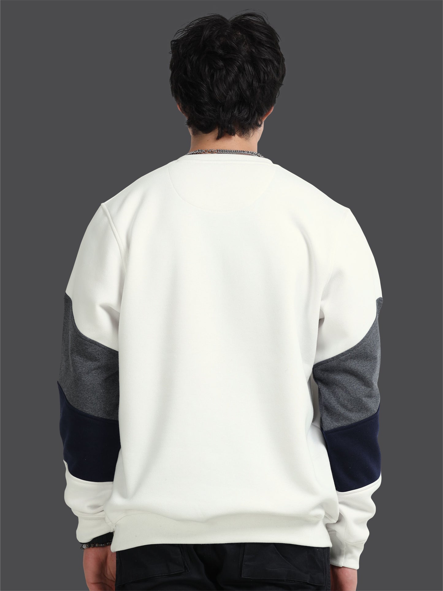 Men Oversize Round Neck Sweatshirt-Feather Touch Feel | Sustainable | Breathable  | Warmth