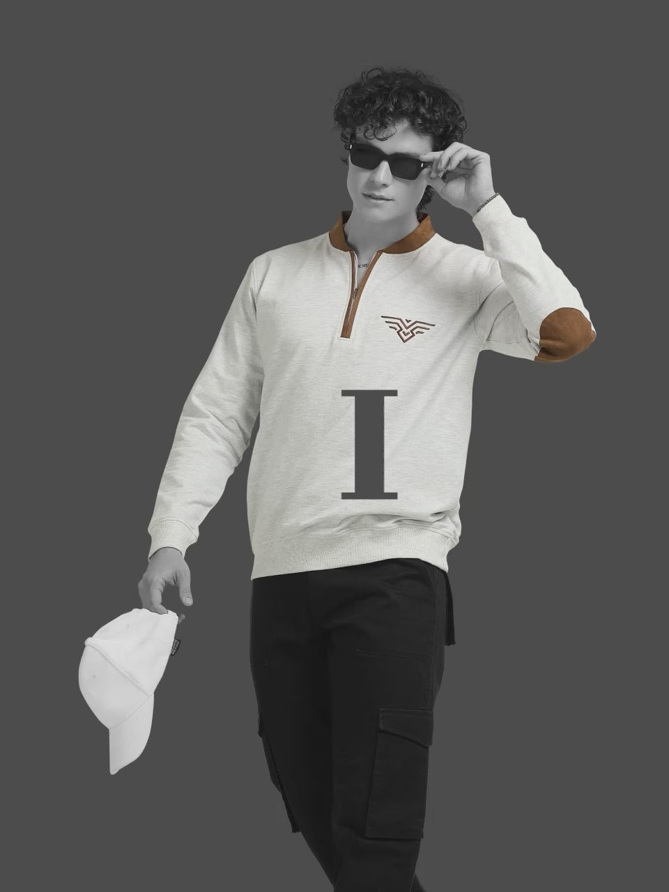 スウェット STAND COLLAR HALF ZIP SWEATSHIRT